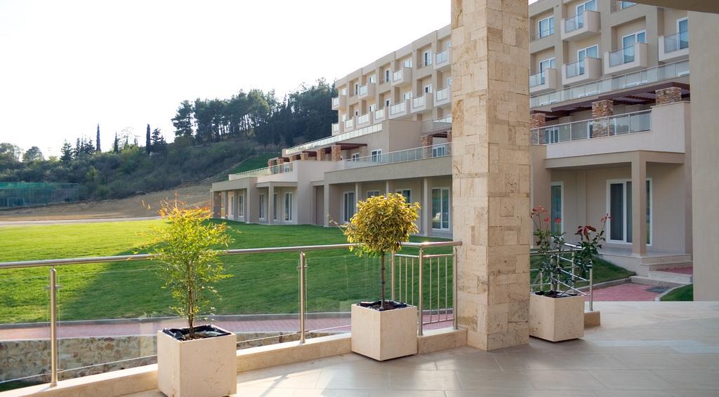 Elpida Resort & Spa Серес Екстериор снимка